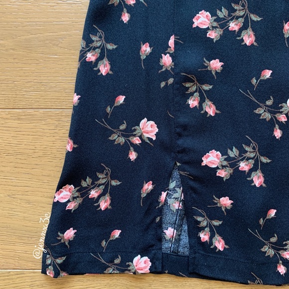 ❌[SOLD]❌Reformation Babe Dress || Romy - Picture 10 of 16